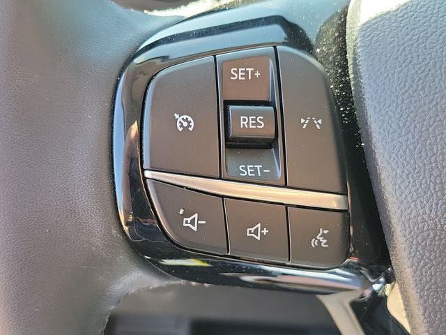 Used 2024 Ford Escape Active AWD/4WD image 9