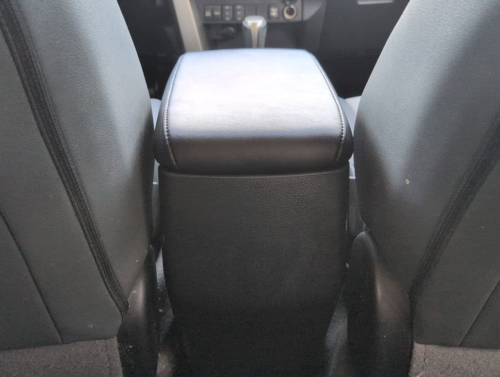 Used 2014 Toyota RAV4 Limited FWD image 26