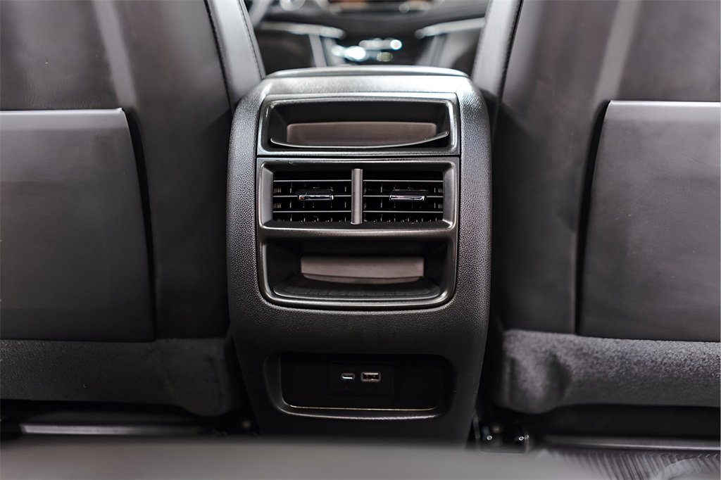 Used 2022 Cadillac XT5 Premium Luxury w/ LPO, Floor Liner Package image 32