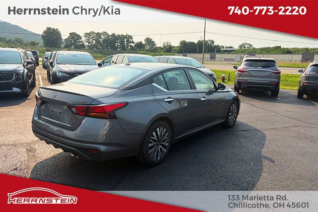 Used 2024 Nissan Altima 2.5 SV FWD image 22