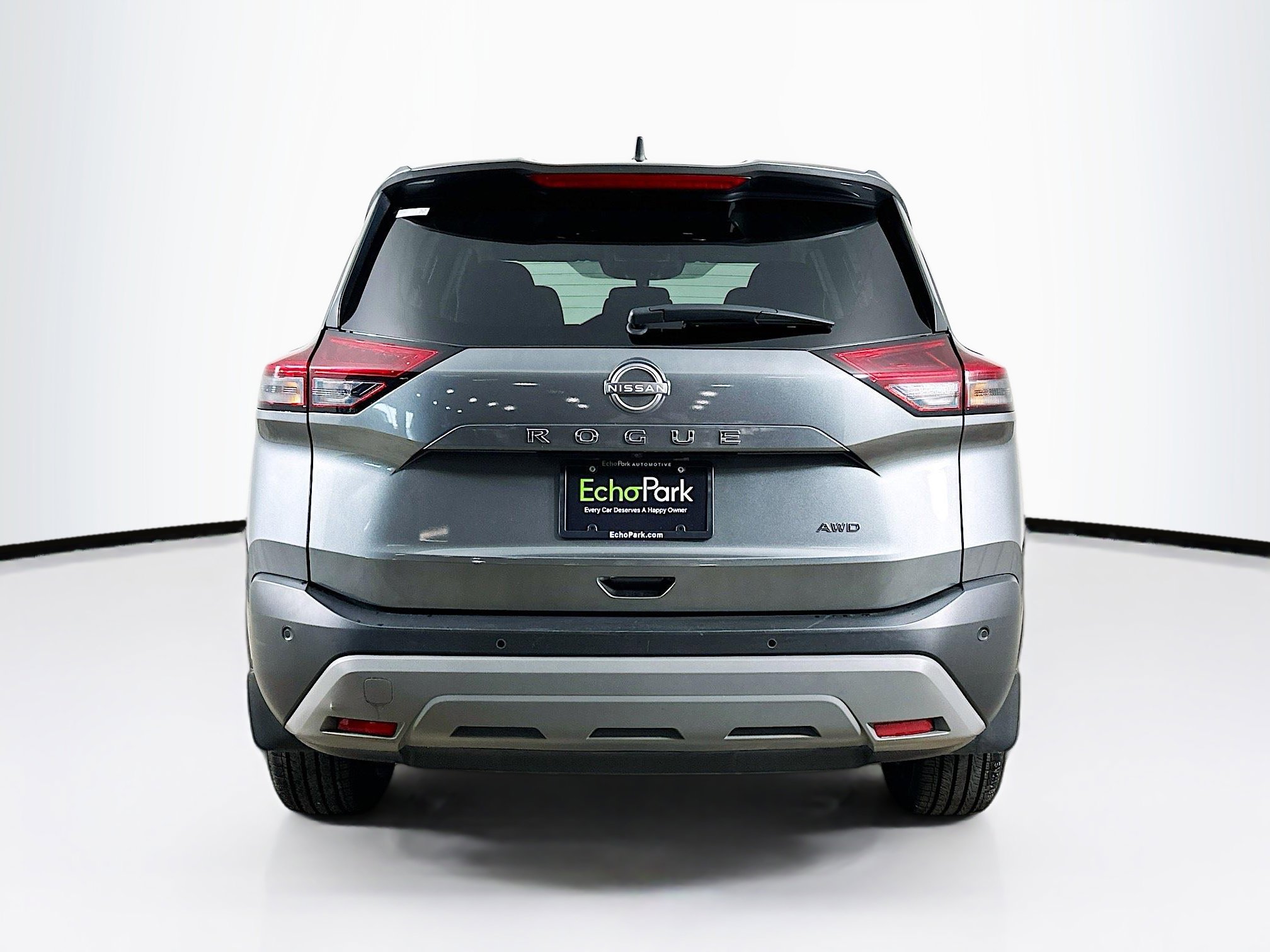 Used 2023 Nissan Rogue S AWD/4WD image 7