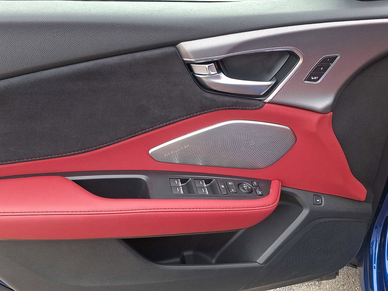 Certified 2025 Acura RDX A-Spec image 12