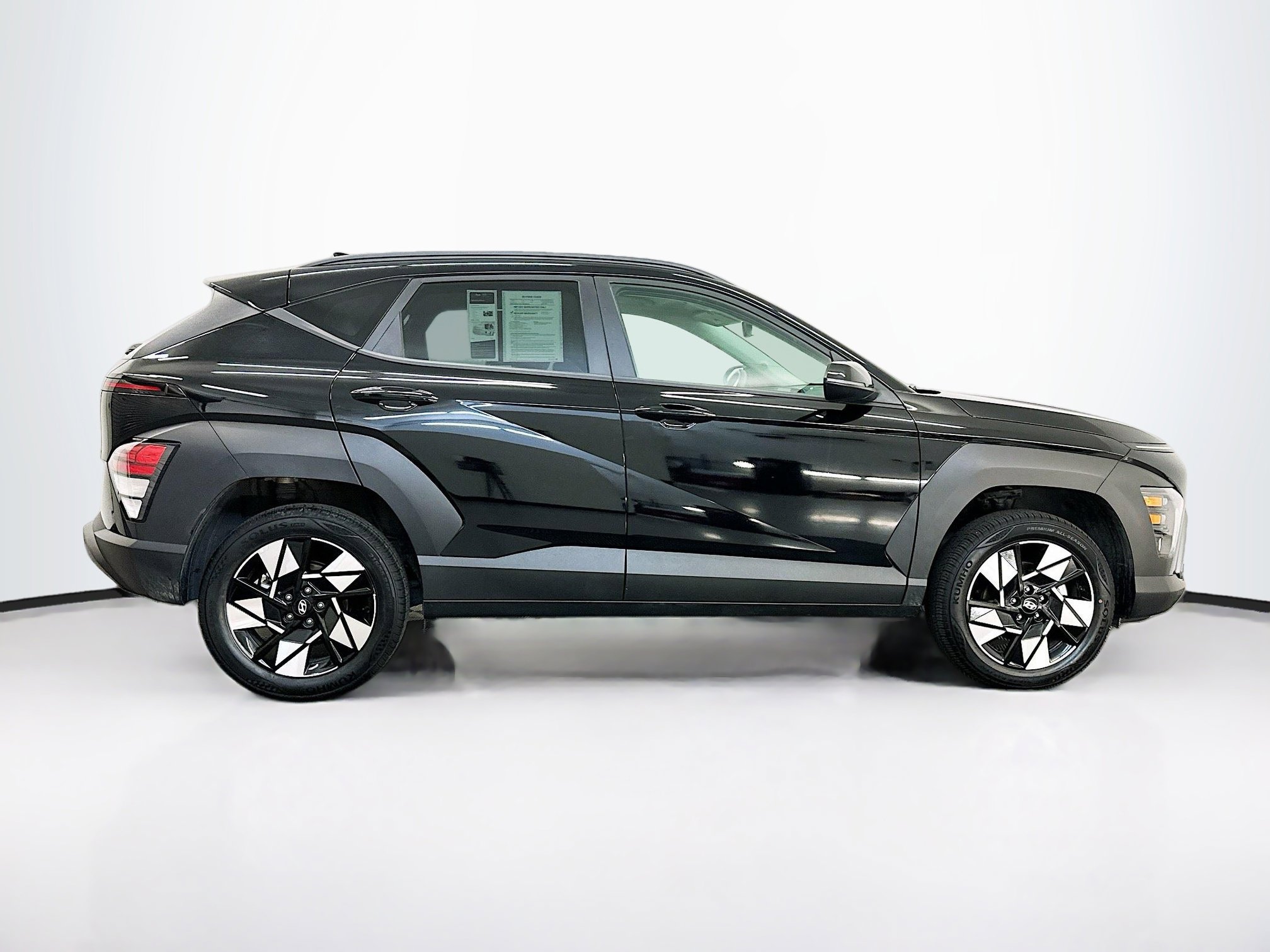 Used 2025 Hyundai Kona SEL image 10