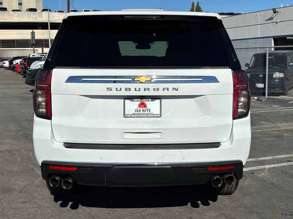 Used 2024 Chevrolet Suburban Premier image 5