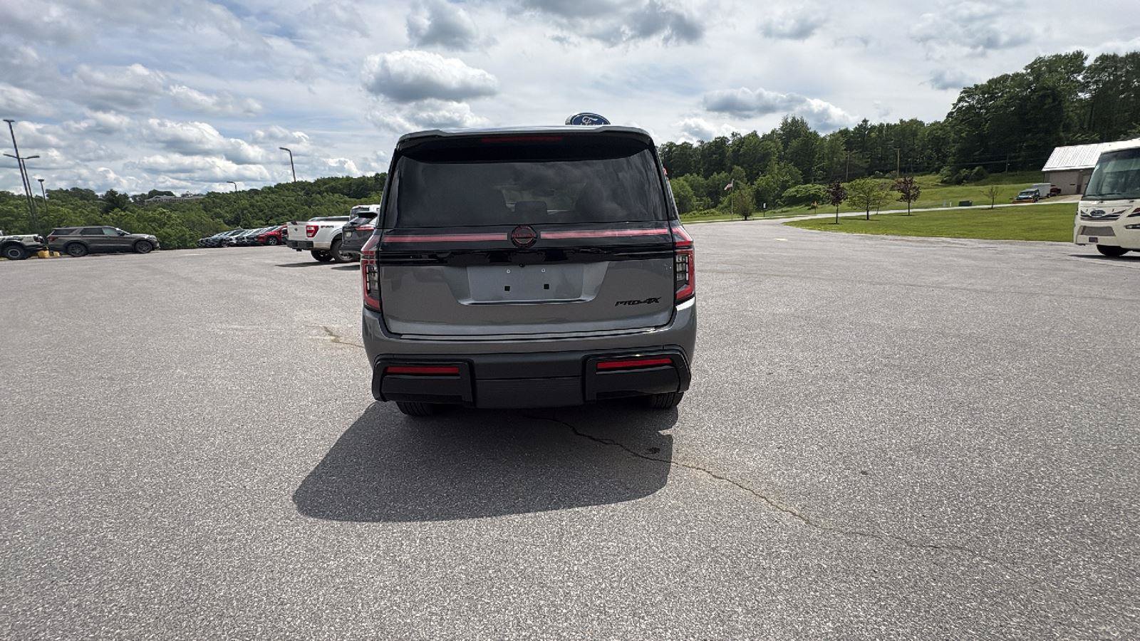 Used 2026 Nissan Armada PRO-4X AWD/4WD image 6