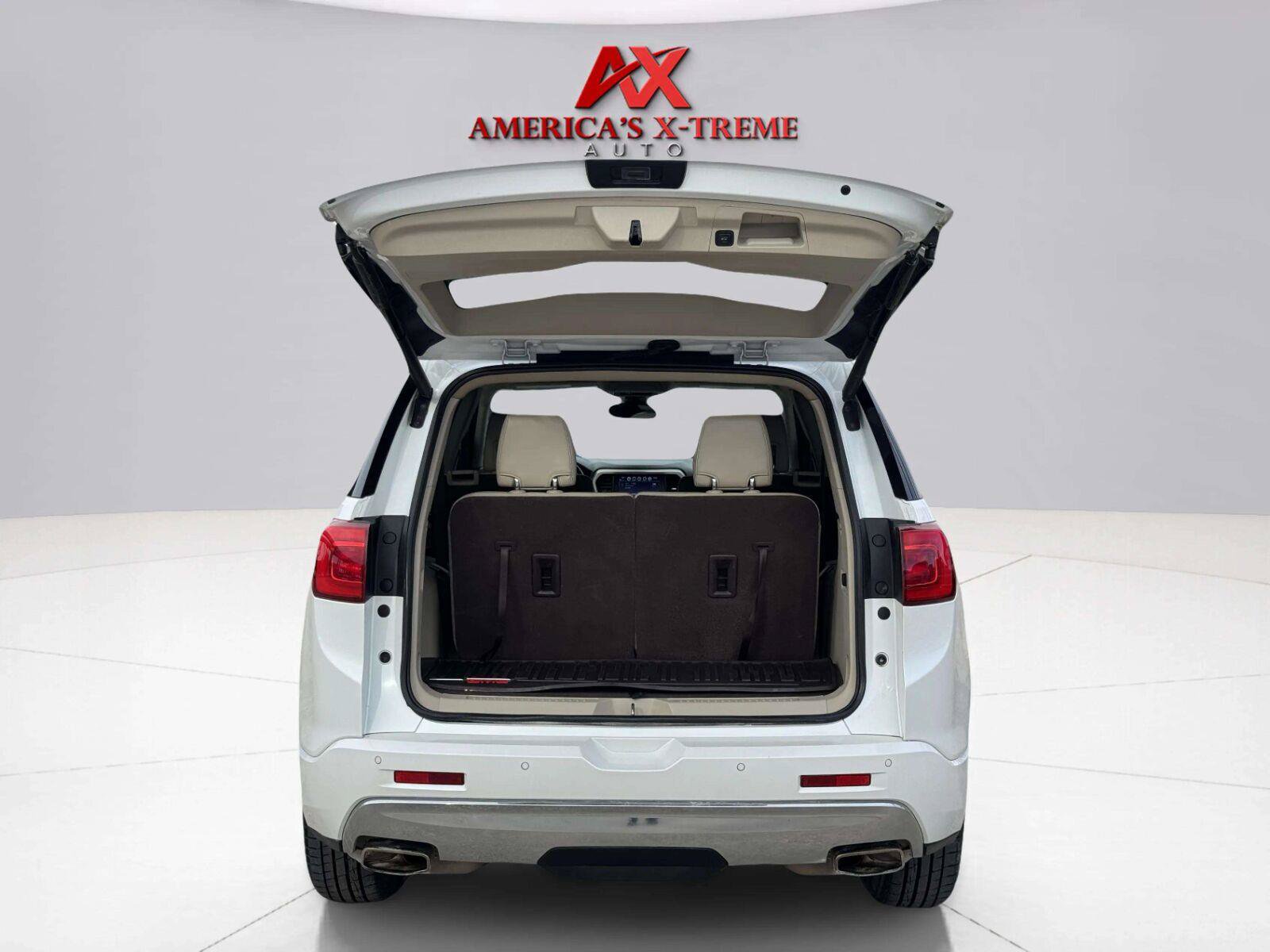 Used 2019 GMC Acadia Denali w/ Technology Package AWD/4WD image 47
