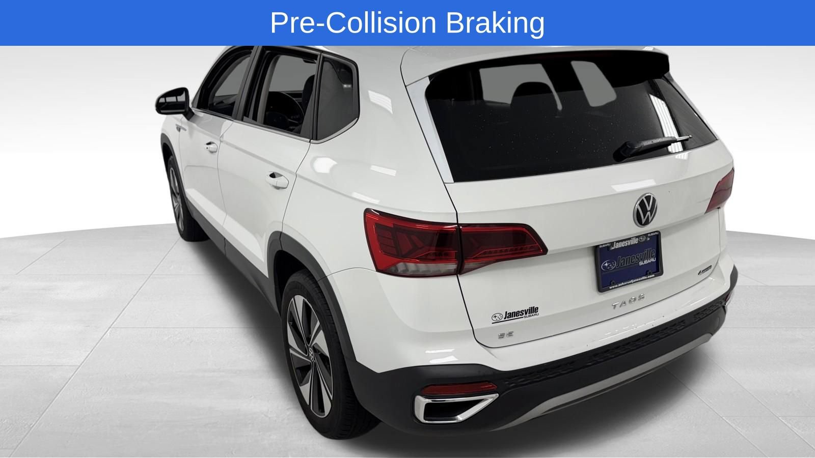 Used 2023 Volkswagen Taos SE AWD/4WD image 4