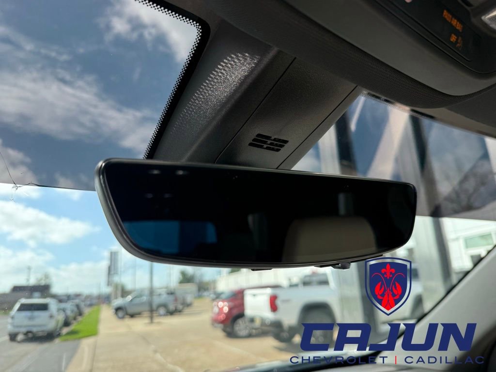 Used 2023 Chevrolet Traverse LT w/ LT Premium Package image 17