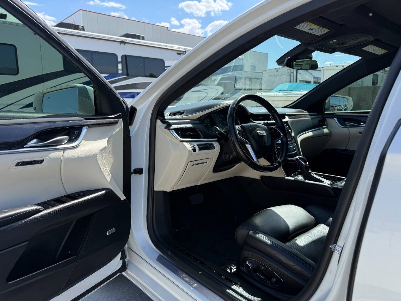 Used 2016 Cadillac XTS Vsport Platinum AWD/4WD image 17