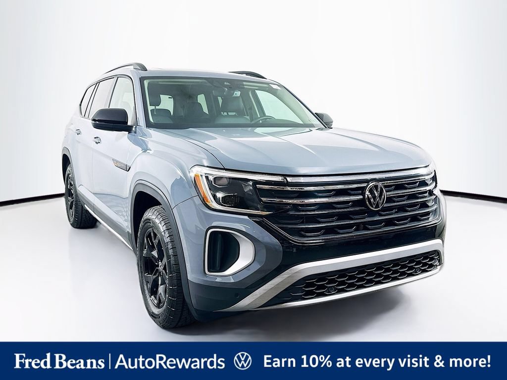 Used 2025 Volkswagen Atlas Peak Edition SE AWD/4WD video 1