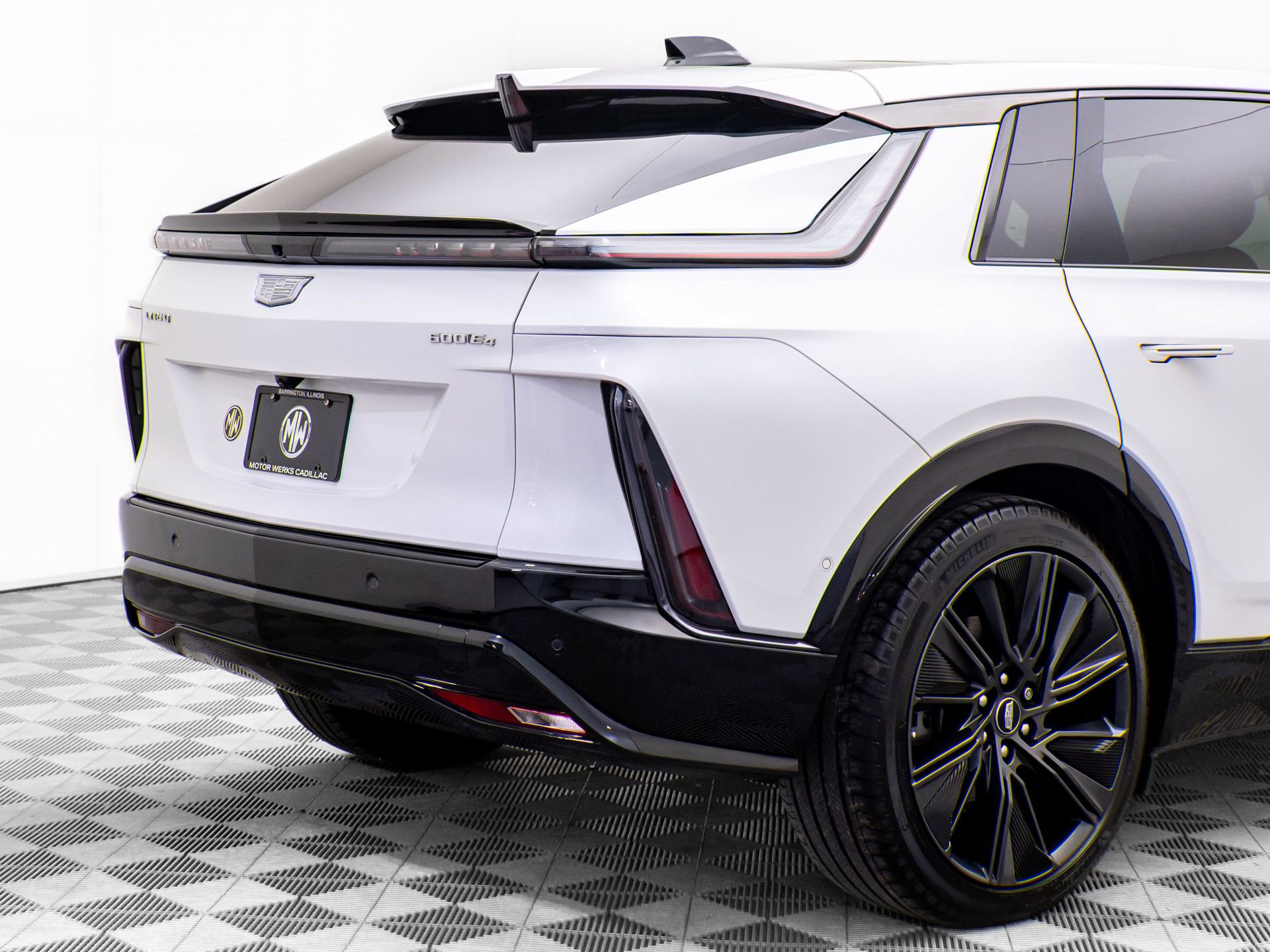 Used 2024 Cadillac Lyriq Sport image 37