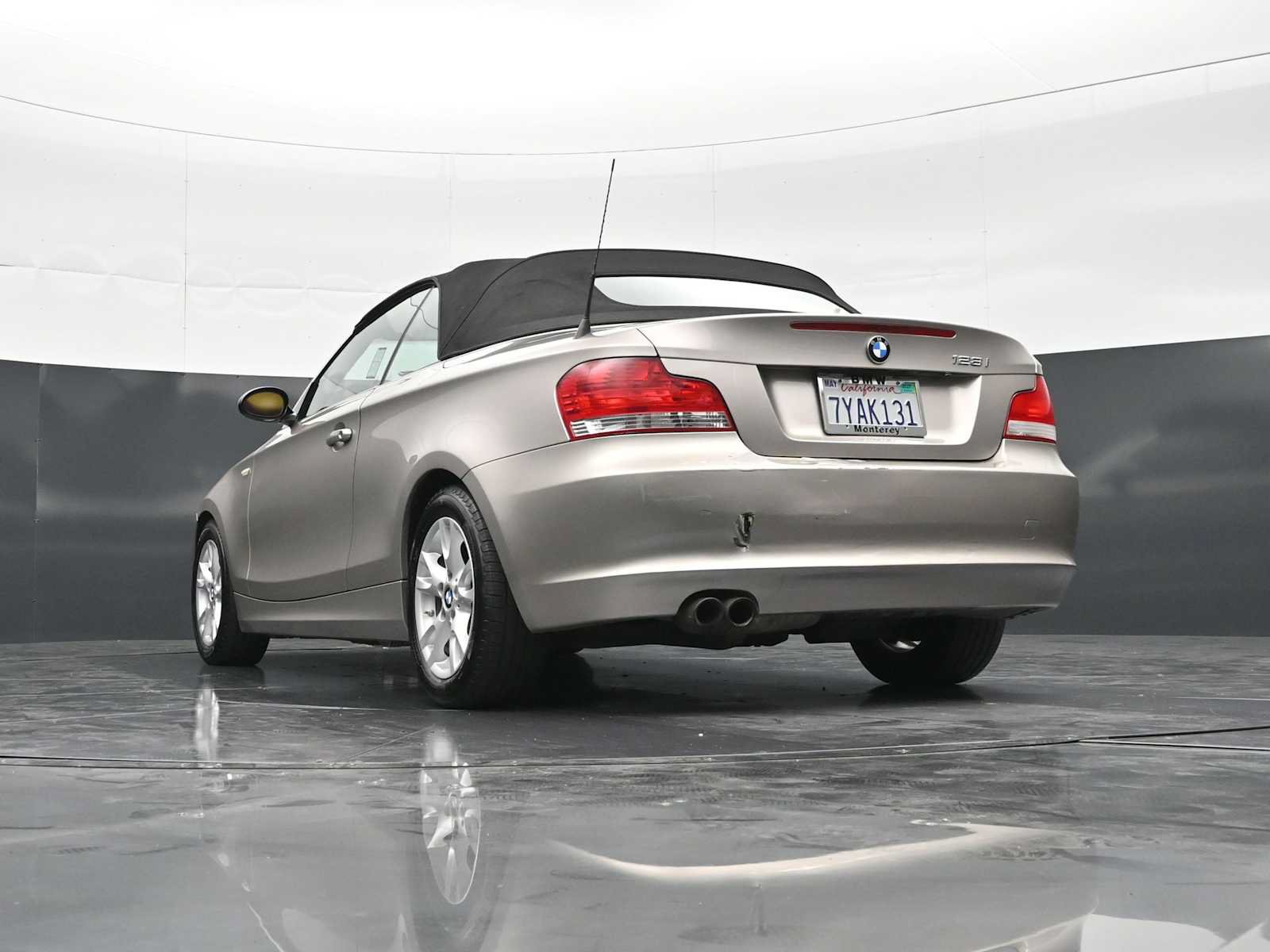 Used 2008 BMW 128i Convertible RWD image 31