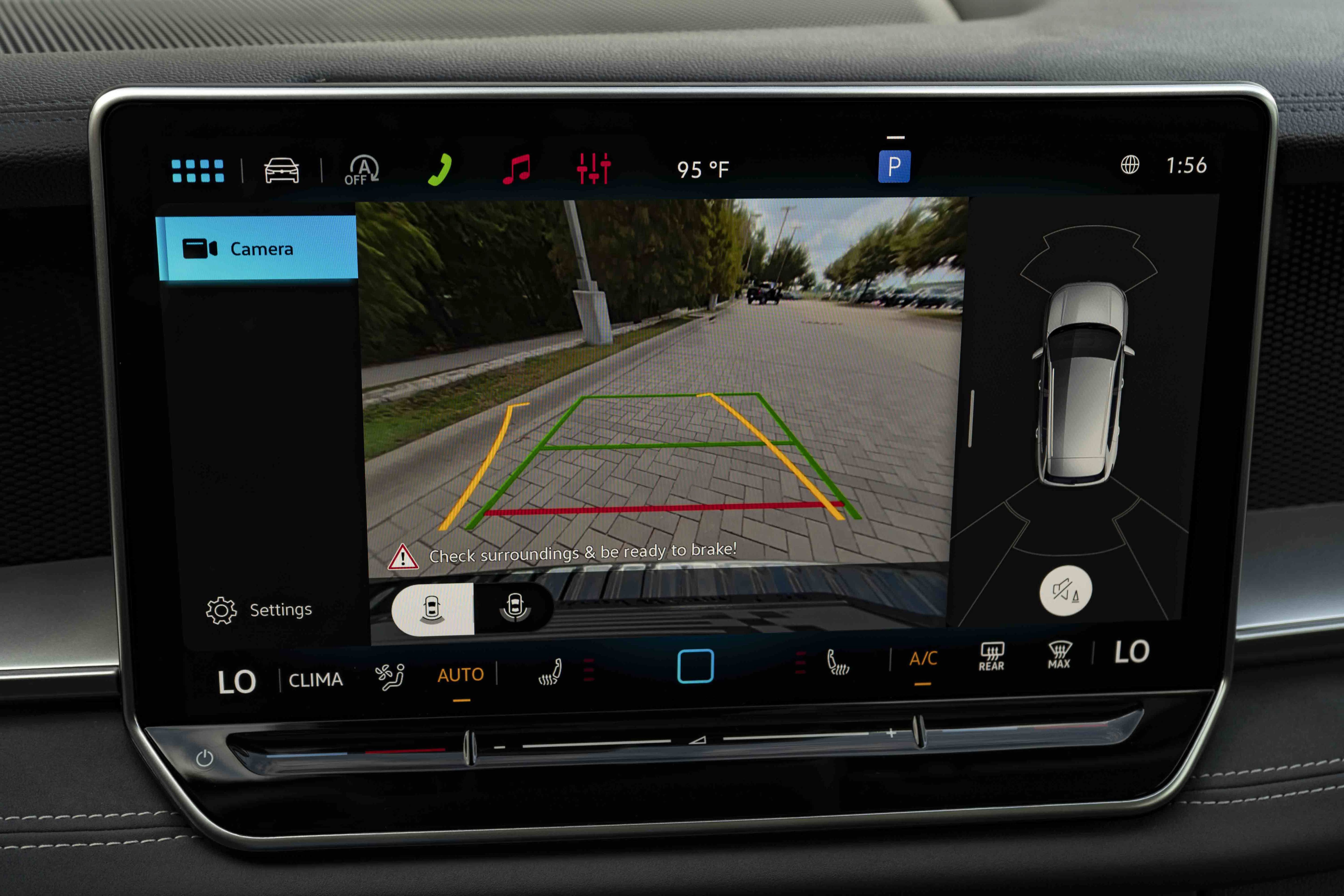 Certified 2026 Volkswagen Tiguan SE FWD image 28