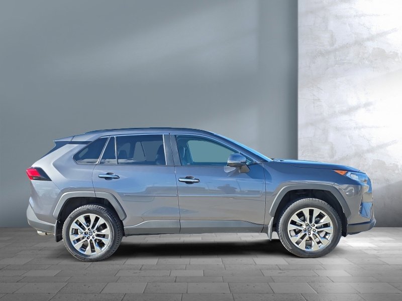 Used 2021 Toyota RAV4 Limited w/ Limited Grade Weather Package AWD/4WD image 13