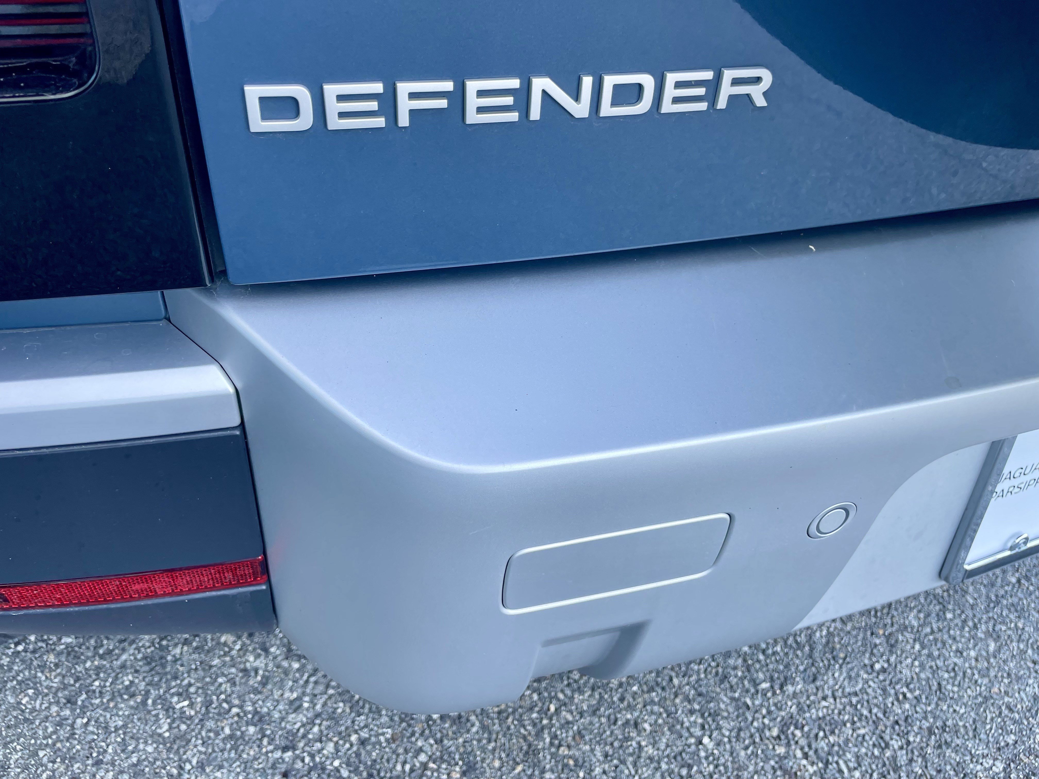 Certified 2025 Land Rover Defender 110 S AWD/4WD image 35
