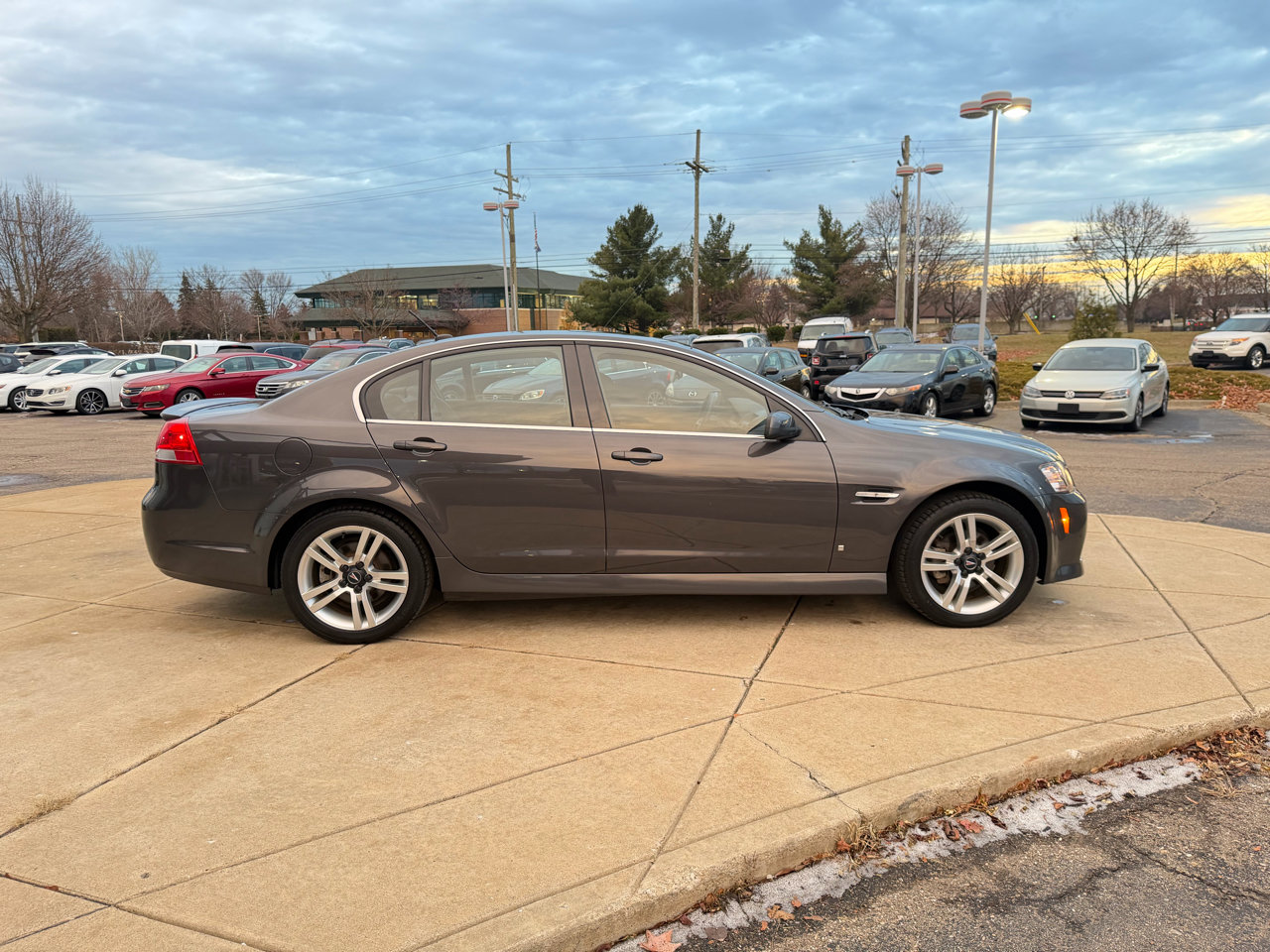 Used 2008 Pontiac G8 w/ Premium Package image 4