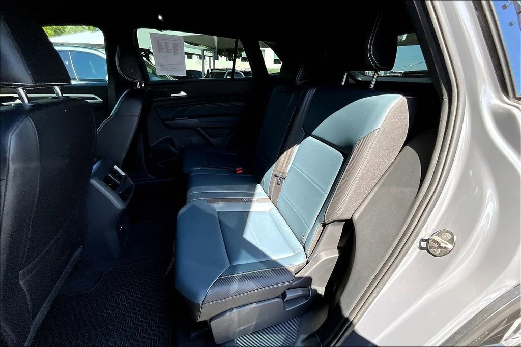 Used 2021 Volkswagen Atlas Cross Sport SEL R-Line image 37