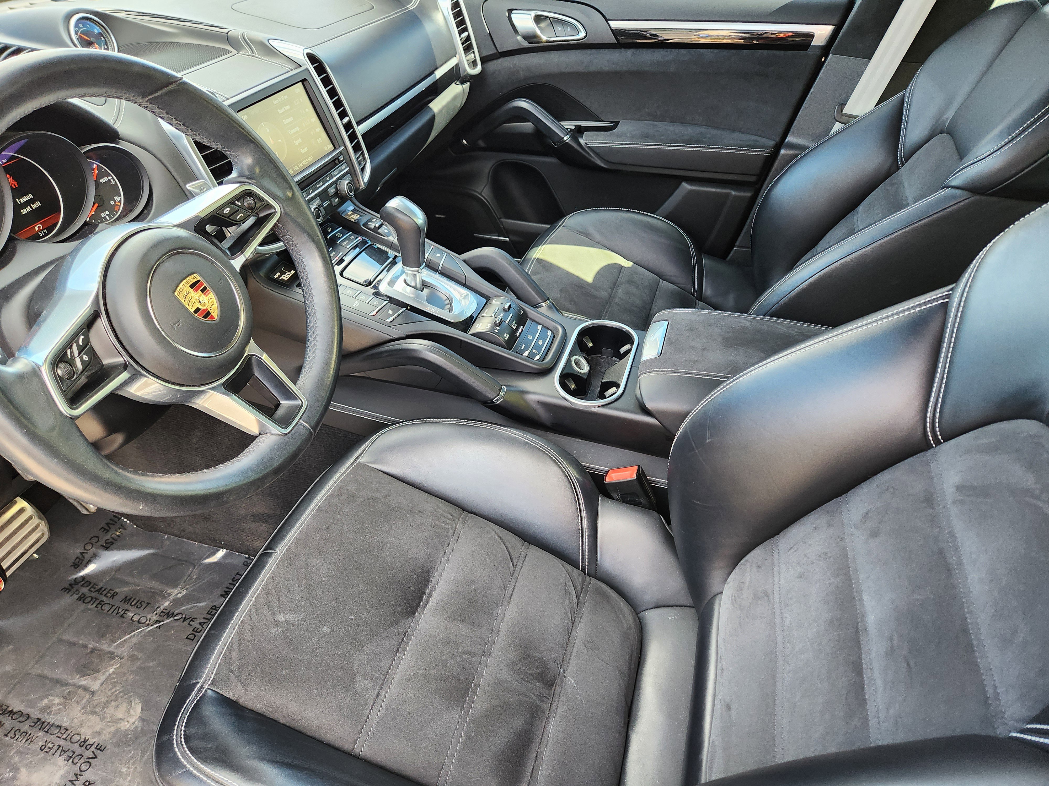 Used 2016 Porsche Cayenne GTS image 12