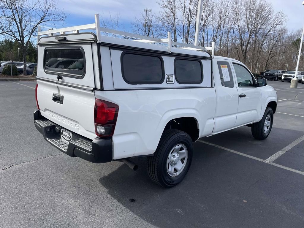 Used 2022 Toyota Tacoma SR image 10