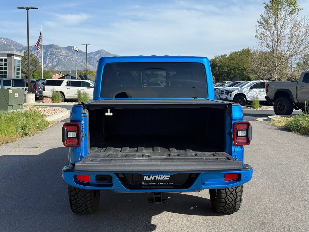 Used 2023 Jeep Gladiator Overland AWD/4WD image 12