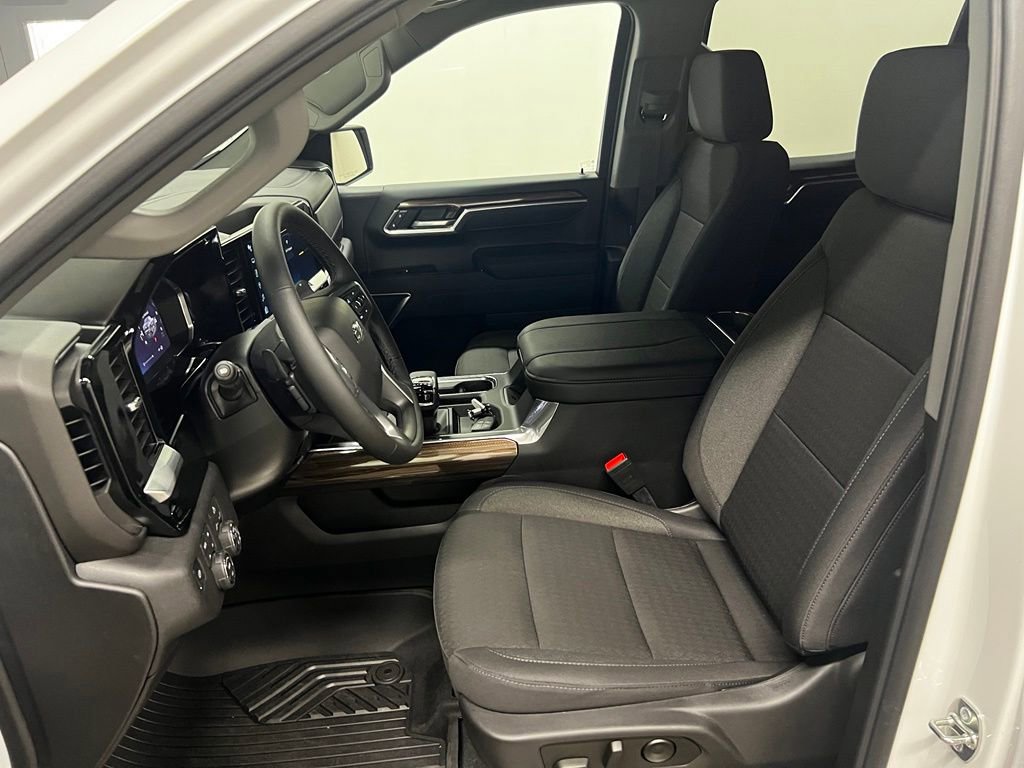New 2026 Chevrolet Silverado 1500 RST w/ Convenience Package II AWD/4WD image 29