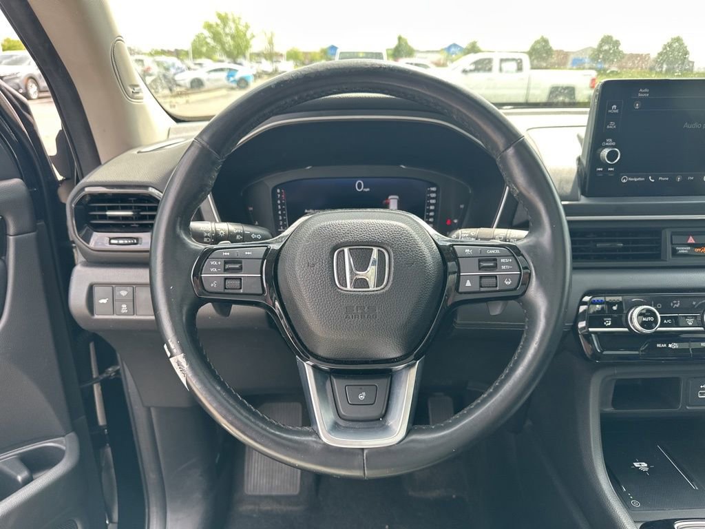 Used 2023 Honda Pilot Elite image 22