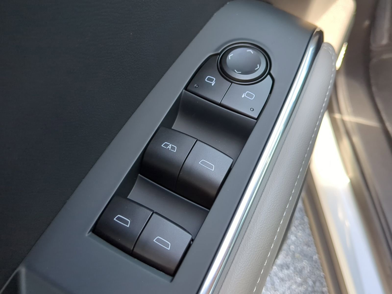 New 2026 GMC Acadia Elevation w/ Elevation Premium Package image 20