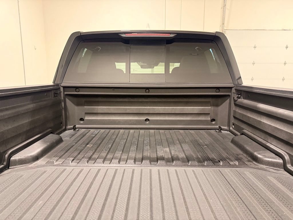 Used 2025 Honda Ridgeline Black Edition image 10