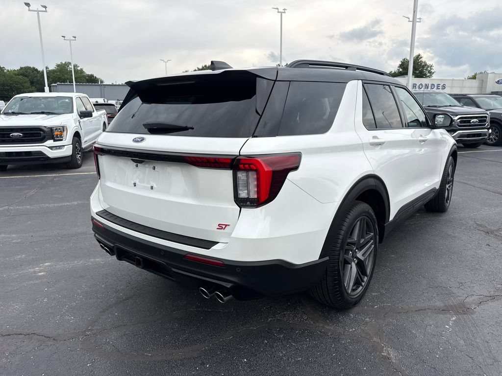 Used 2025 Ford Explorer ST w/ Sun And Sound Package AWD/4WD image 7
