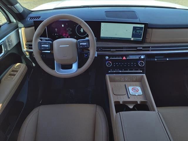 Used 2025 Hyundai Santa Fe Limited image 13