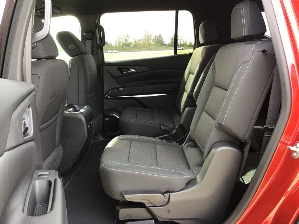 New 2026 Chevrolet Traverse LT w/ Enhanced Driving Package image 15