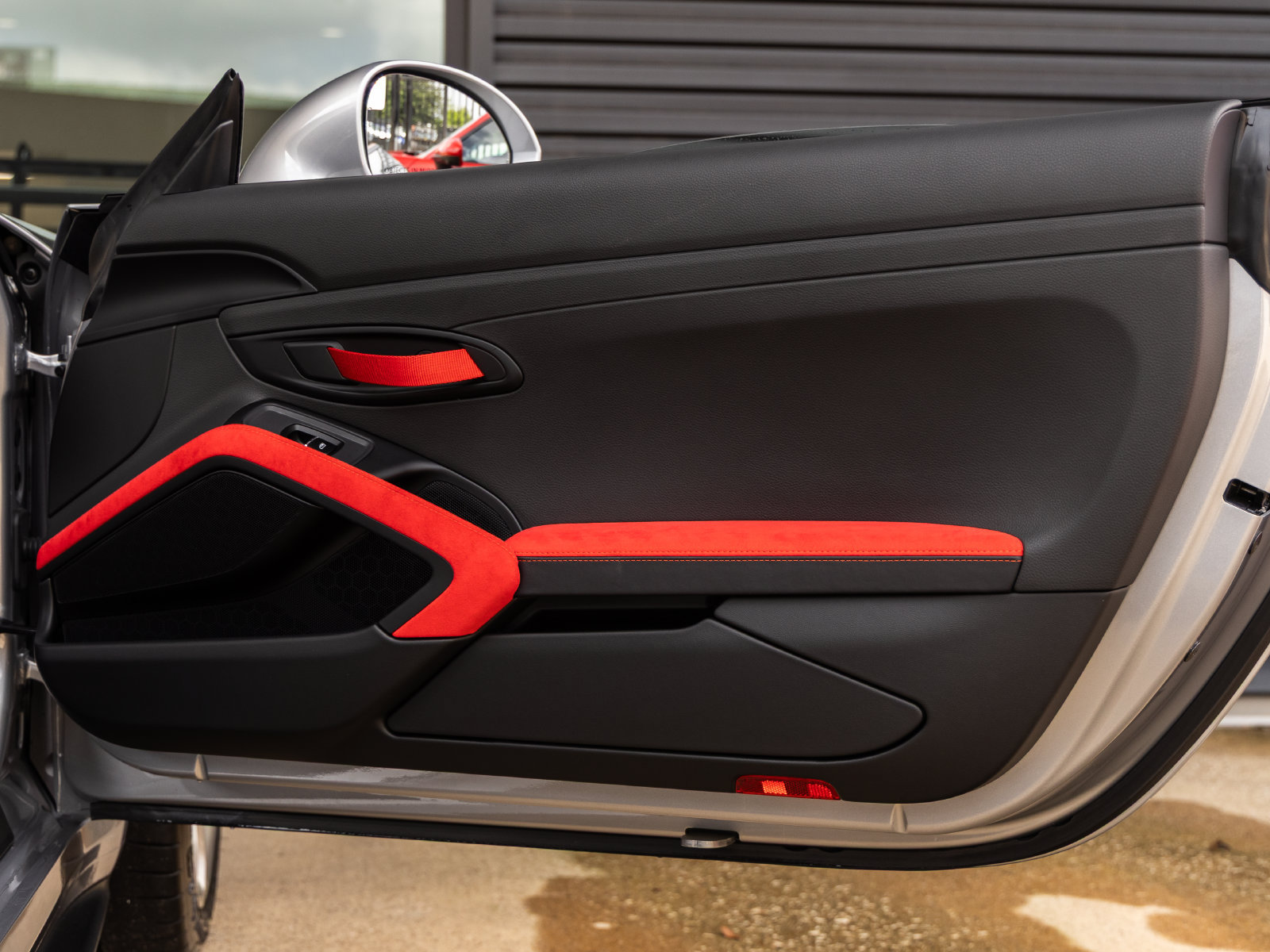 Certified 2018 Porsche 911 GT2 RS RWD image 55