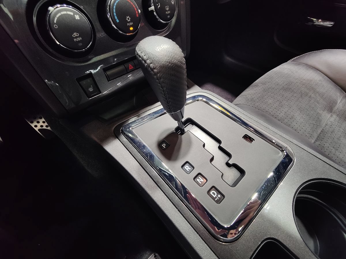 Used 2009 Dodge Challenger SRT8 w/ SRT Option Group II RWD image 33