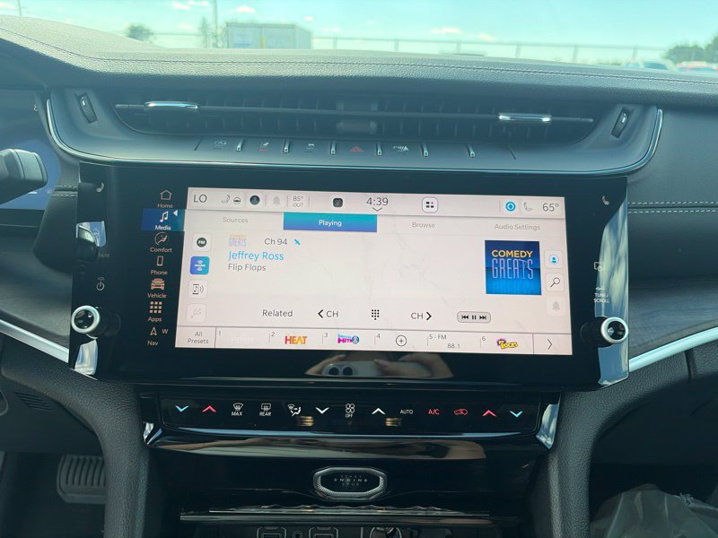 New 2026 Jeep Grand Cherokee Altitude AWD/4WD image 22