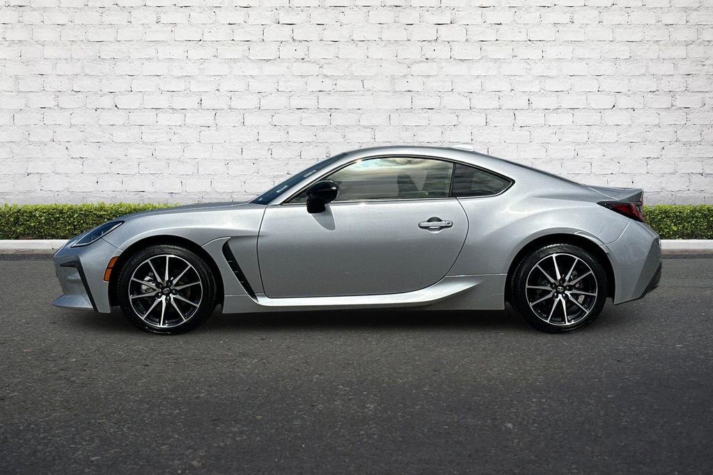 Used 2023 Toyota GR86 image 7