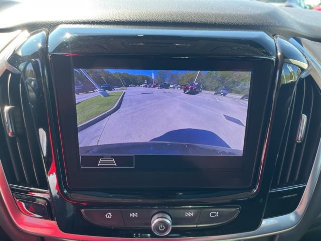 Used 2020 Chevrolet Traverse LT image 23