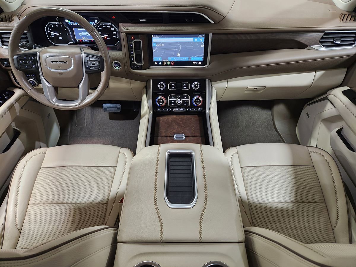 Used 2021 GMC Yukon Denali w/ Denali Premium Package AWD/4WD image 47