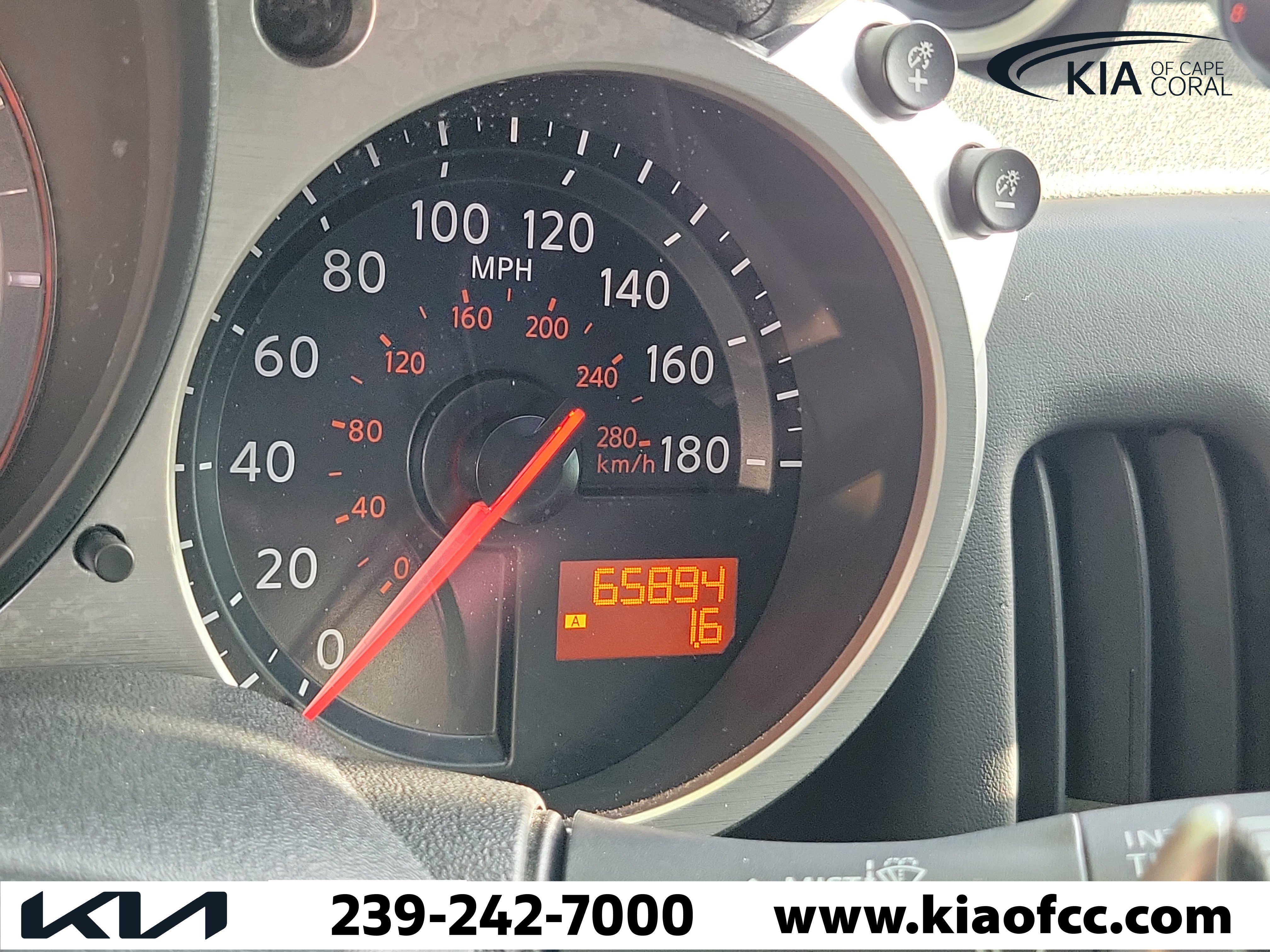 Used 2014 Nissan 370Z Touring w/ Sport Package RWD image 19