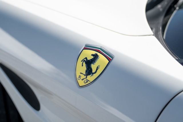 Used 2016 Ferrari California T RWD image 9