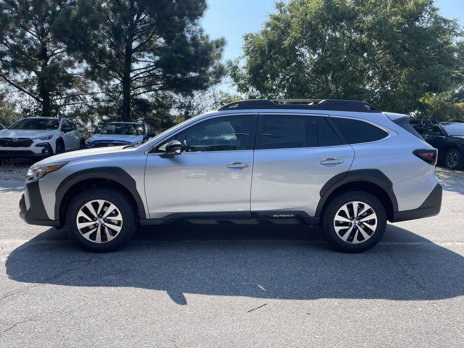 New 2025 Subaru Outback Premium w/ Popular Package #1A image 2