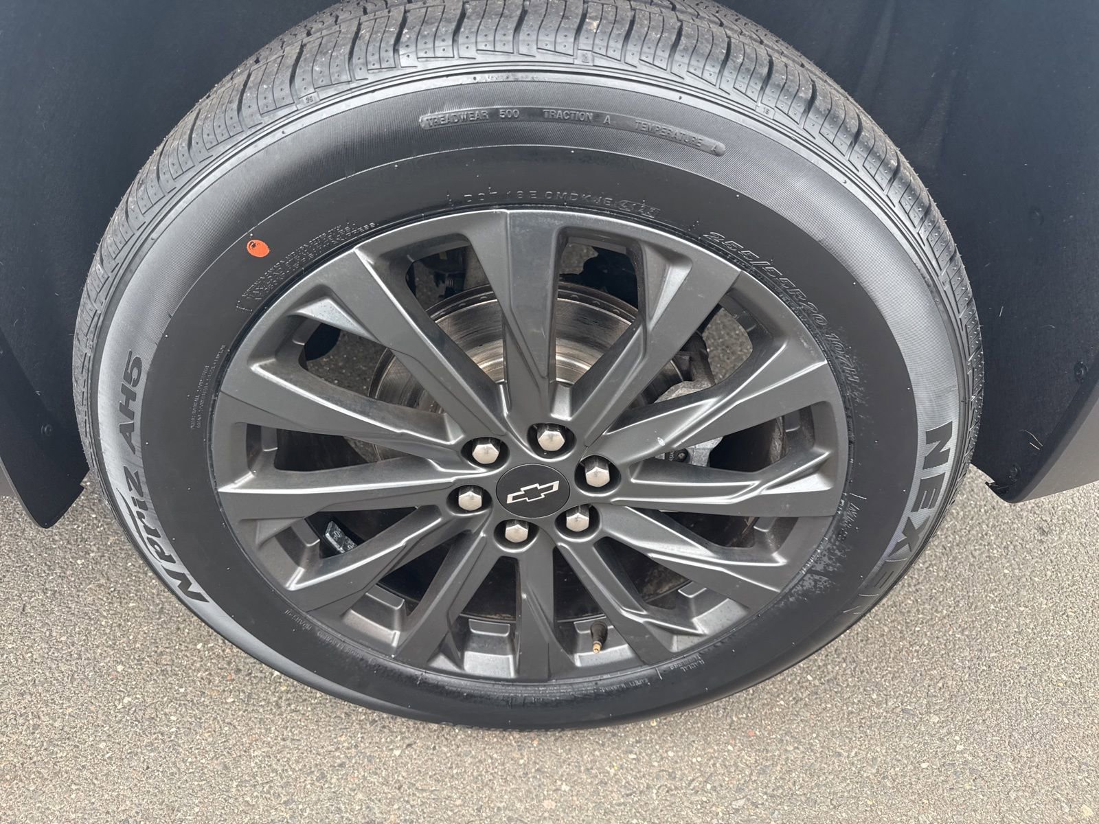 Used 2023 Chevrolet Traverse RS image 10