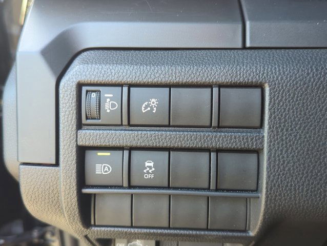 Used 2025 Toyota Tacoma SR image 10