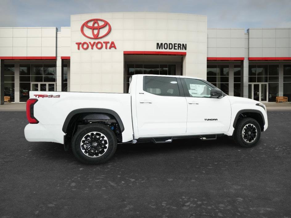 New 2026 Toyota Tundra SR5 w/ TRD Off-Road Package AWD/4WD image 15