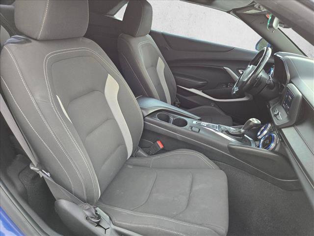 Used 2020 Chevrolet Camaro LT RWD image 19