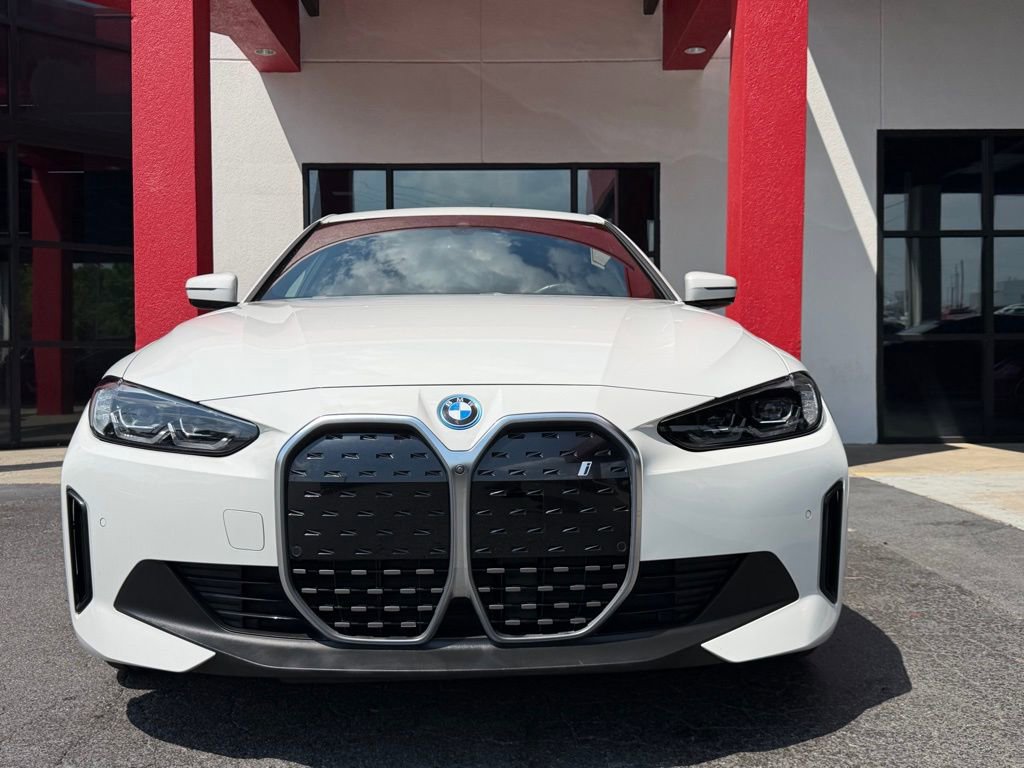 Used 2023 BMW i4 eDrive35 w/ Premium Package RWD image 3