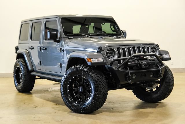 Used 2021 Jeep Wrangler Unlimited Sahara w/ Dual Top Group AWD/4WD image 4