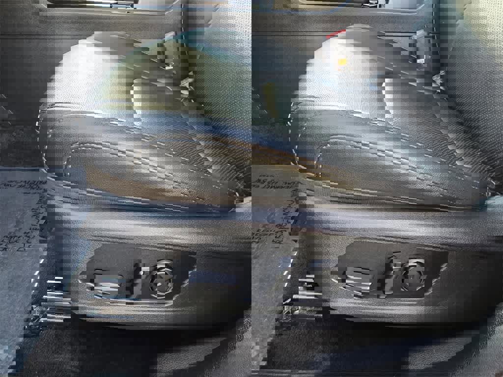 Used 2023 Kia Sportage SX image 13