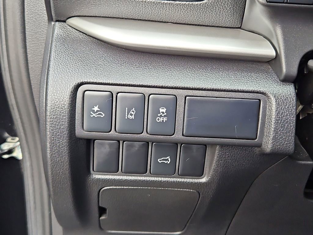 Used 2024 Mitsubishi Eclipse Cross SE image 14