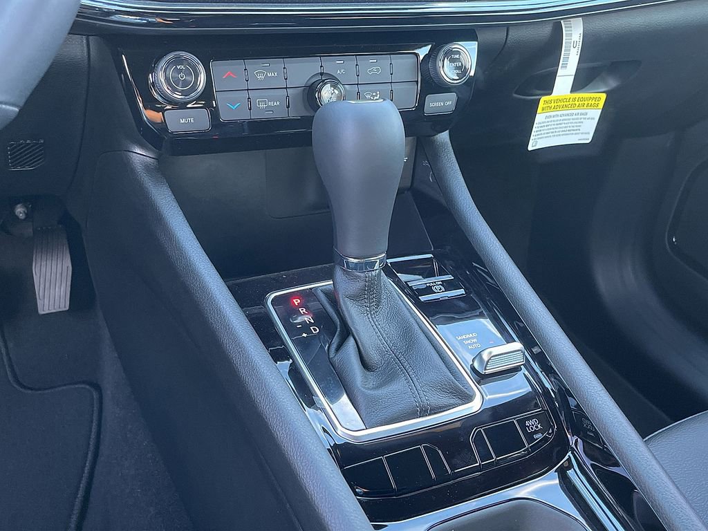 New 2026 Jeep Compass Latitude image 17