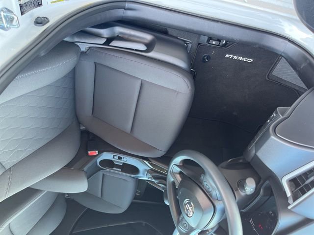 New 2026 Toyota Corolla LE image 9